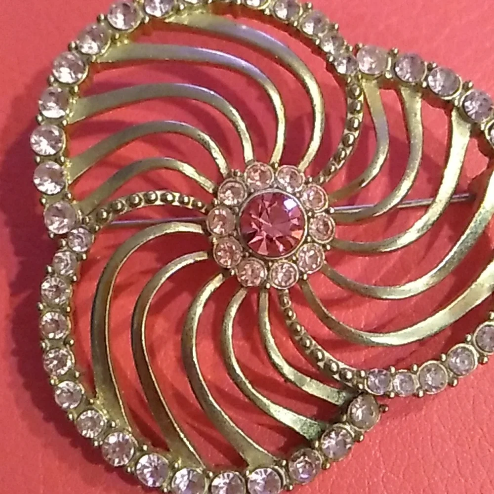 Flower Shaped Pink Brooch